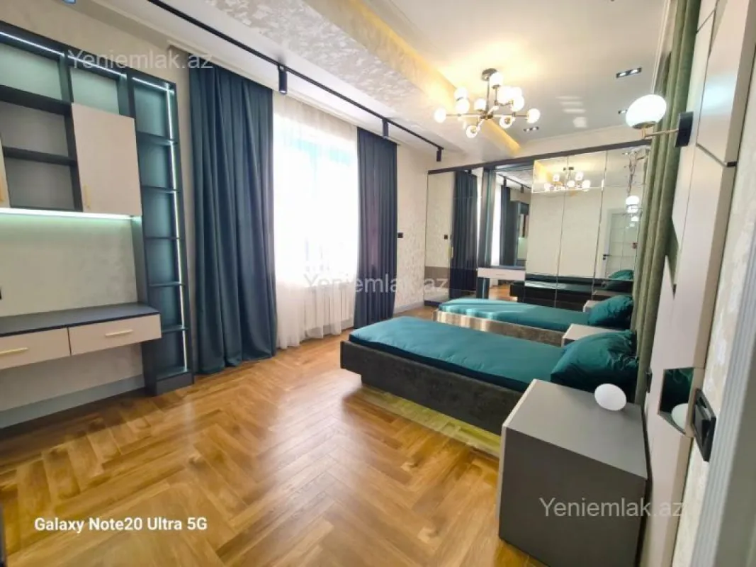 Satılır 4 otaqlı yeni tikili 186 m²