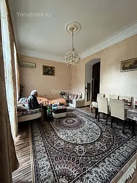 Satılır 2 otaqlı köhnə tikili 65 m²