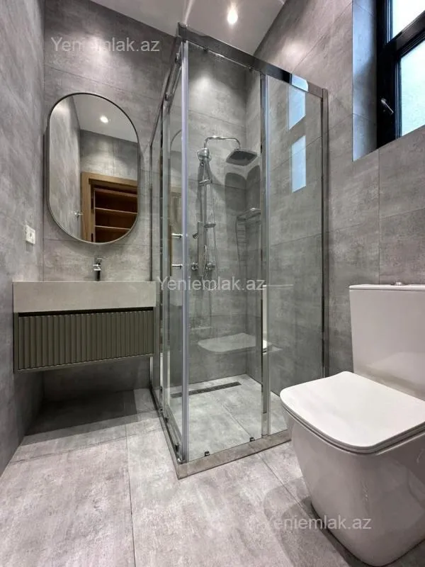 Satılır 5 otaqlı həyət evi 250 m²