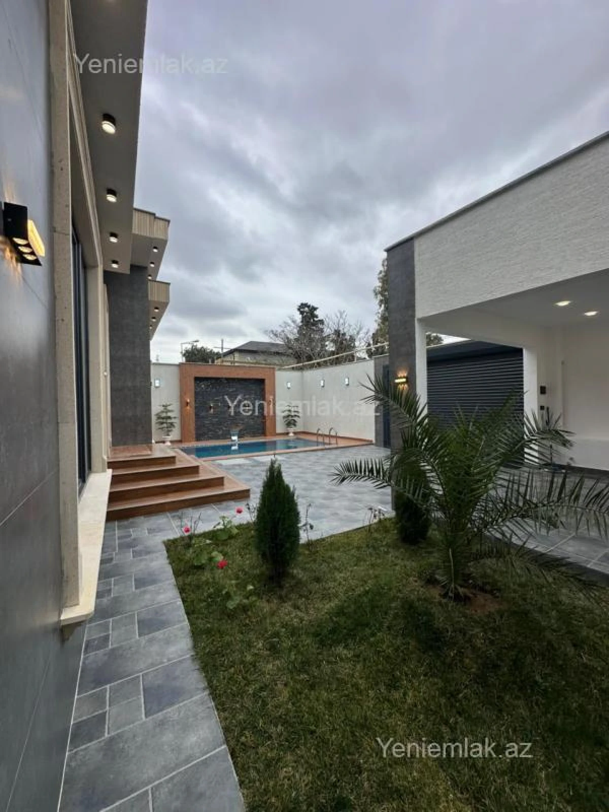 Satılır 4 otaqlı həyət evi 170 m²