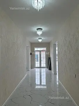 Satılır 5 otaqlı həyət evi 220 m²