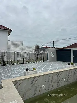 Satılır 5 otaqlı həyət evi 220 m²