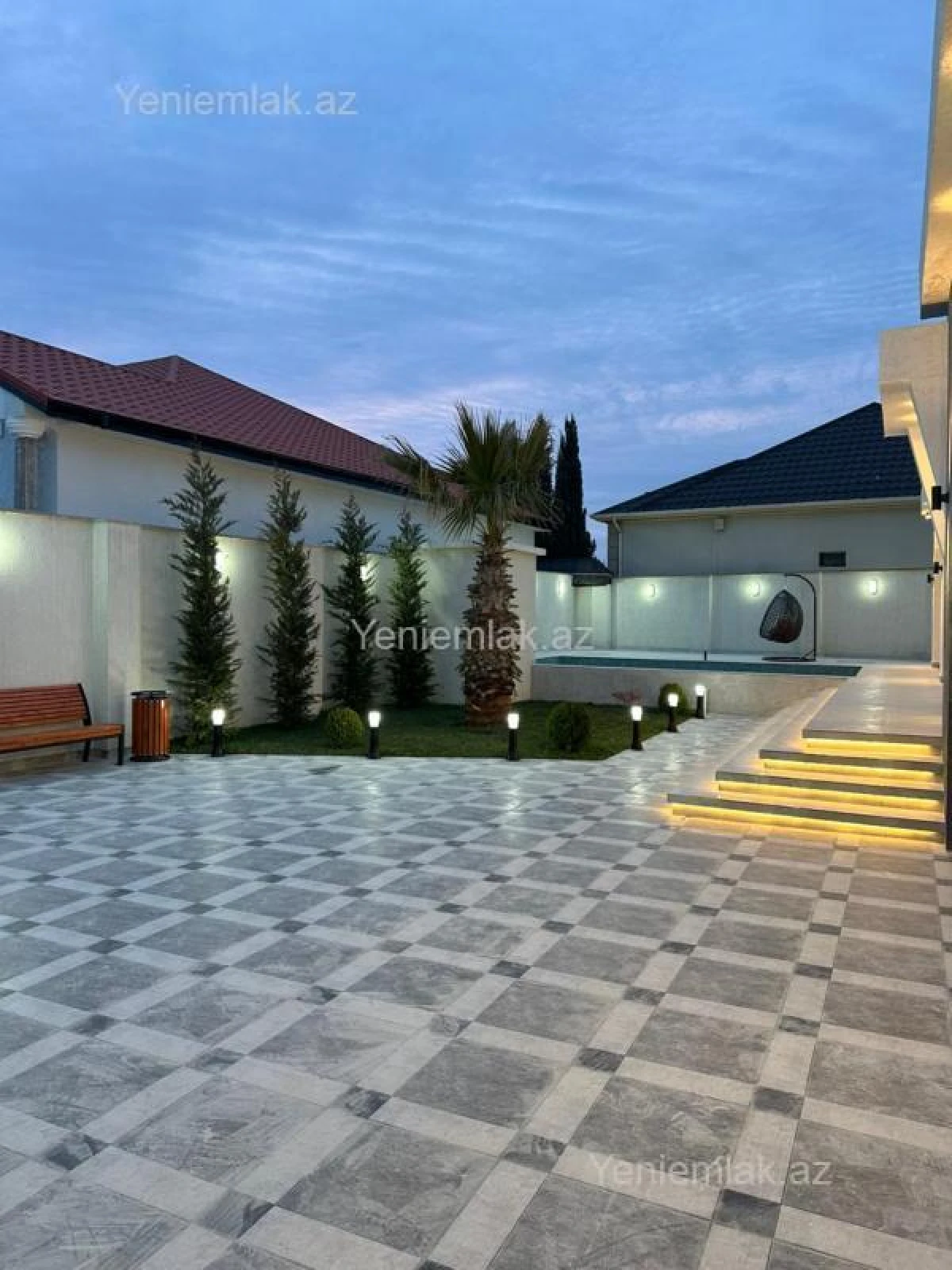 Satılır 4 otaqlı həyət evi 180 m²