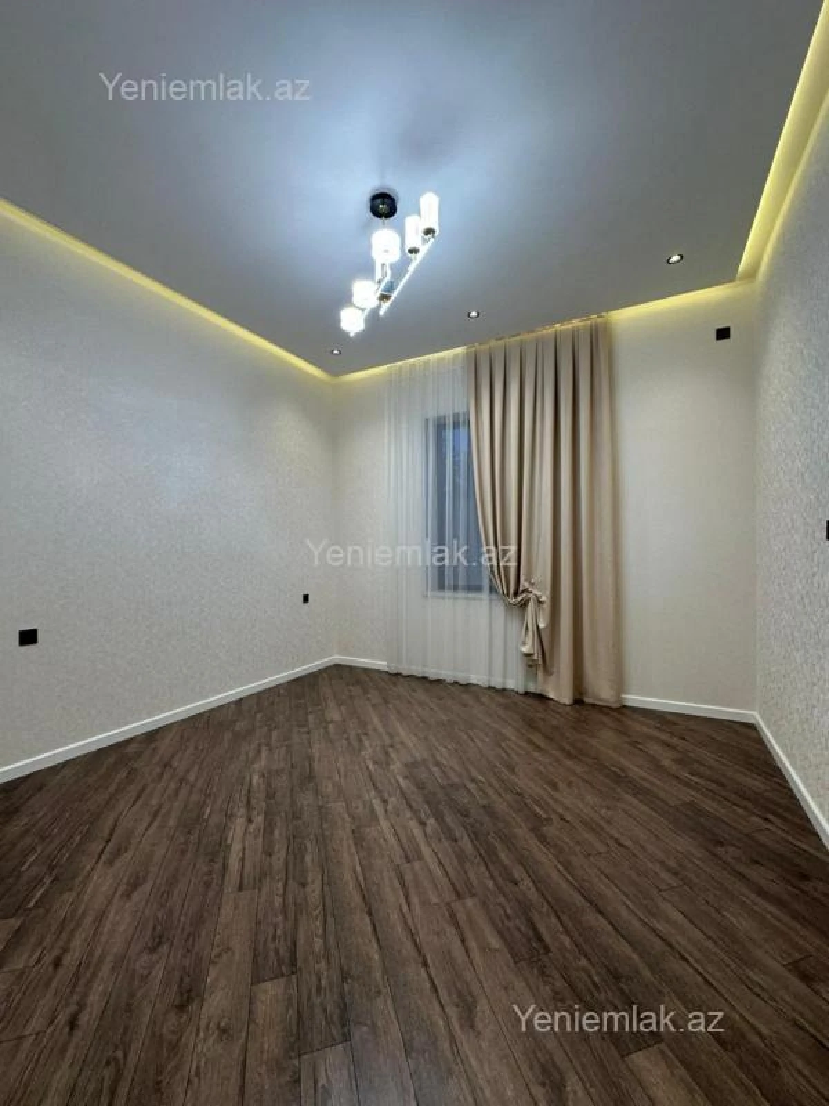 Satılır 4 otaqlı həyət evi 180 m²