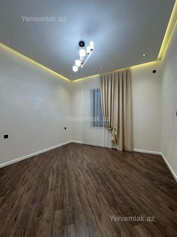 Satılır 4 otaqlı həyət evi 180 m²