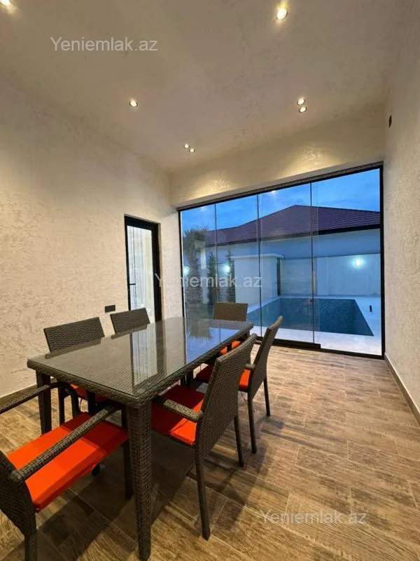 Satılır 4 otaqlı həyət evi 180 m²