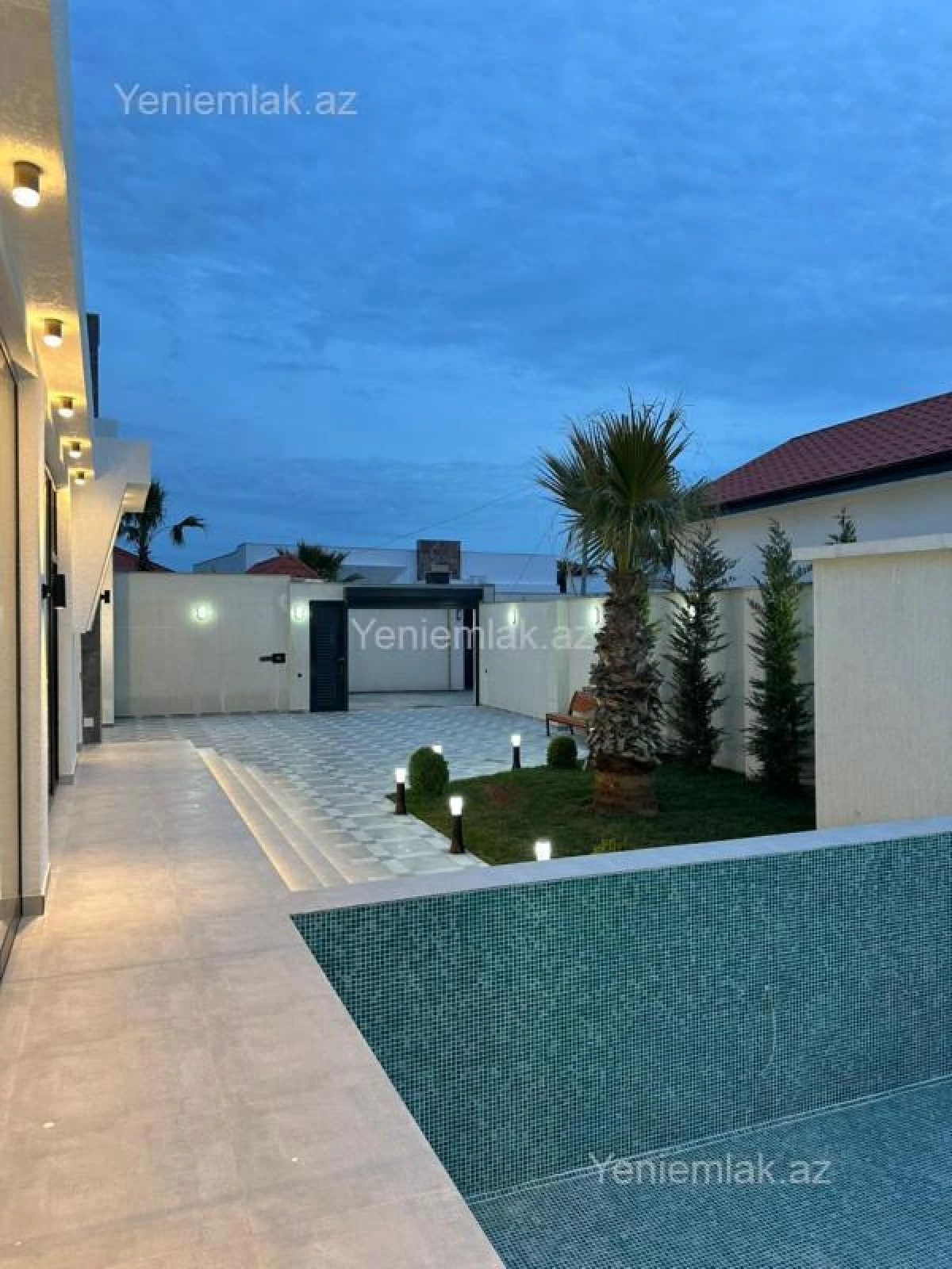 Satılır 4 otaqlı həyət evi 180 m²