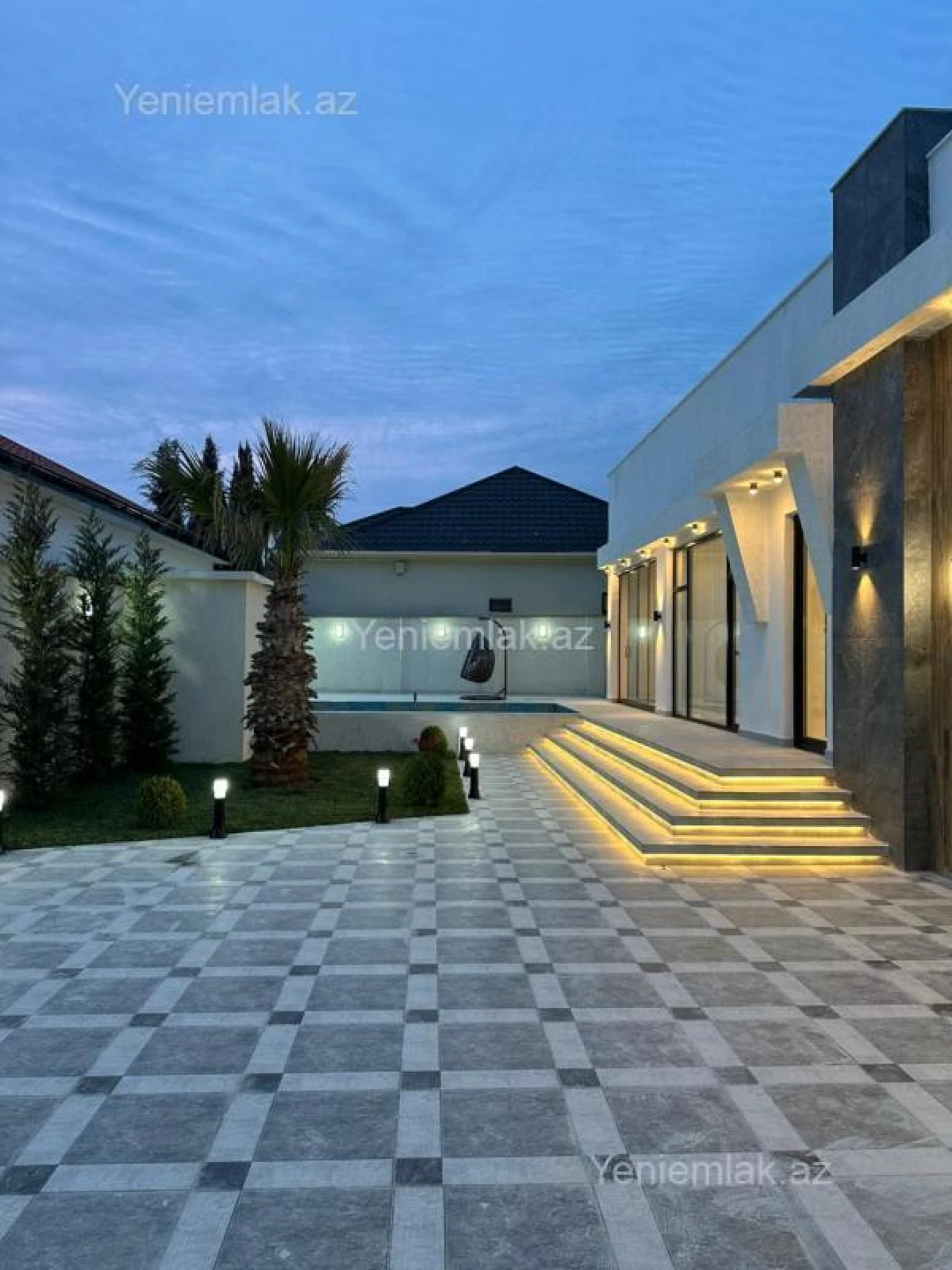 Satılır 4 otaqlı həyət evi 180 m²