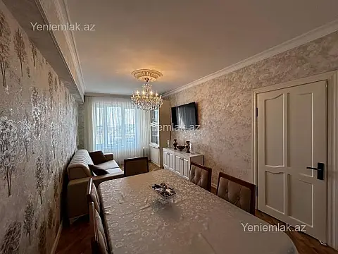 Satılır 3 otaqlı köhnə tikili 70 m²
