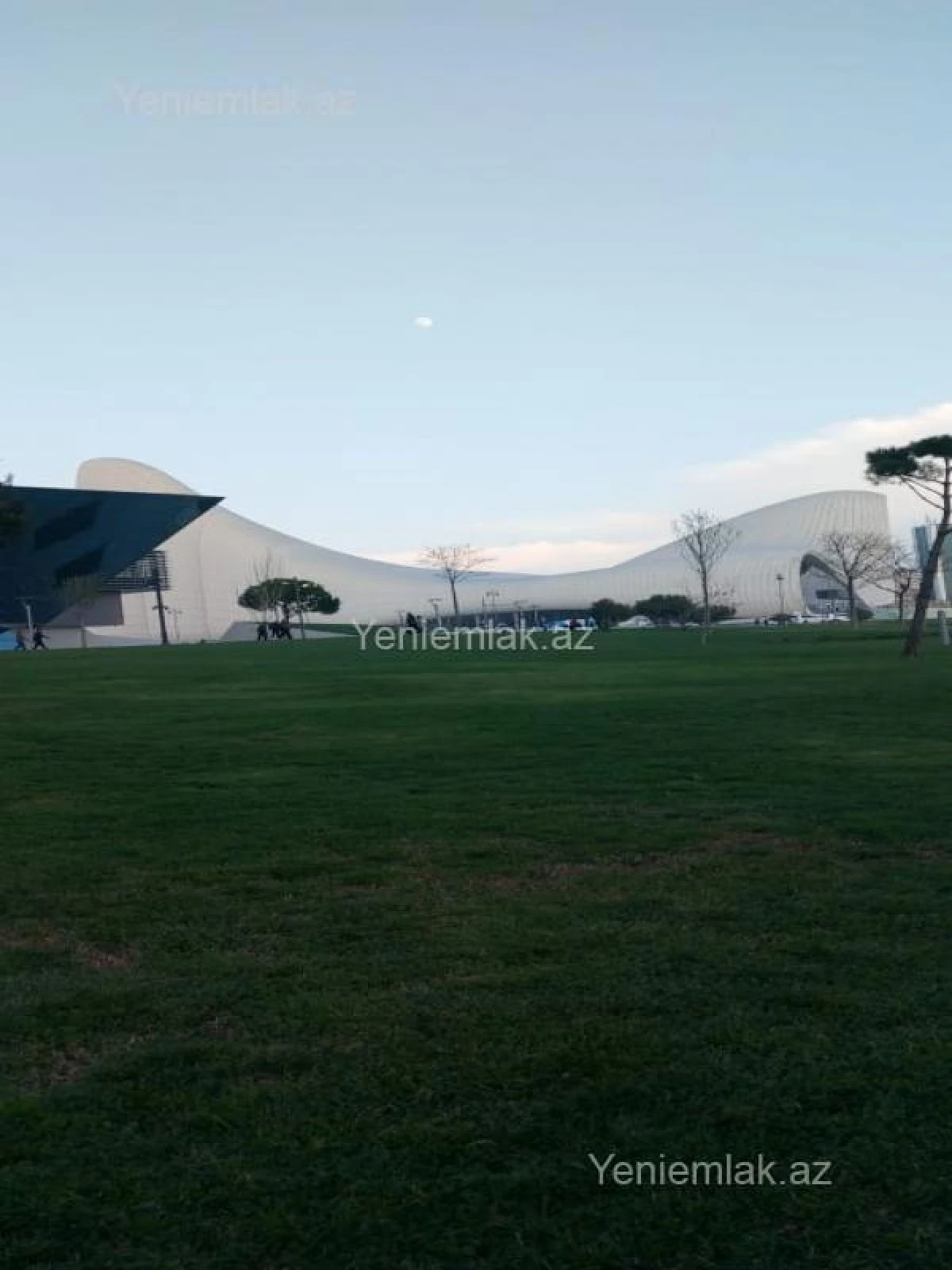 Satılır 2 otaqlı köhnə tikili 60 m²