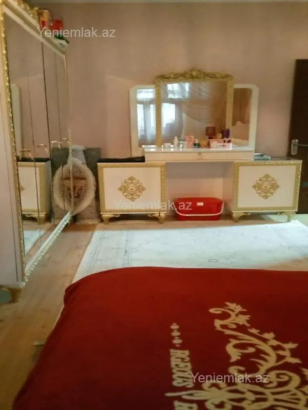Satılır 2 otaqlı köhnə tikili 60 m²
