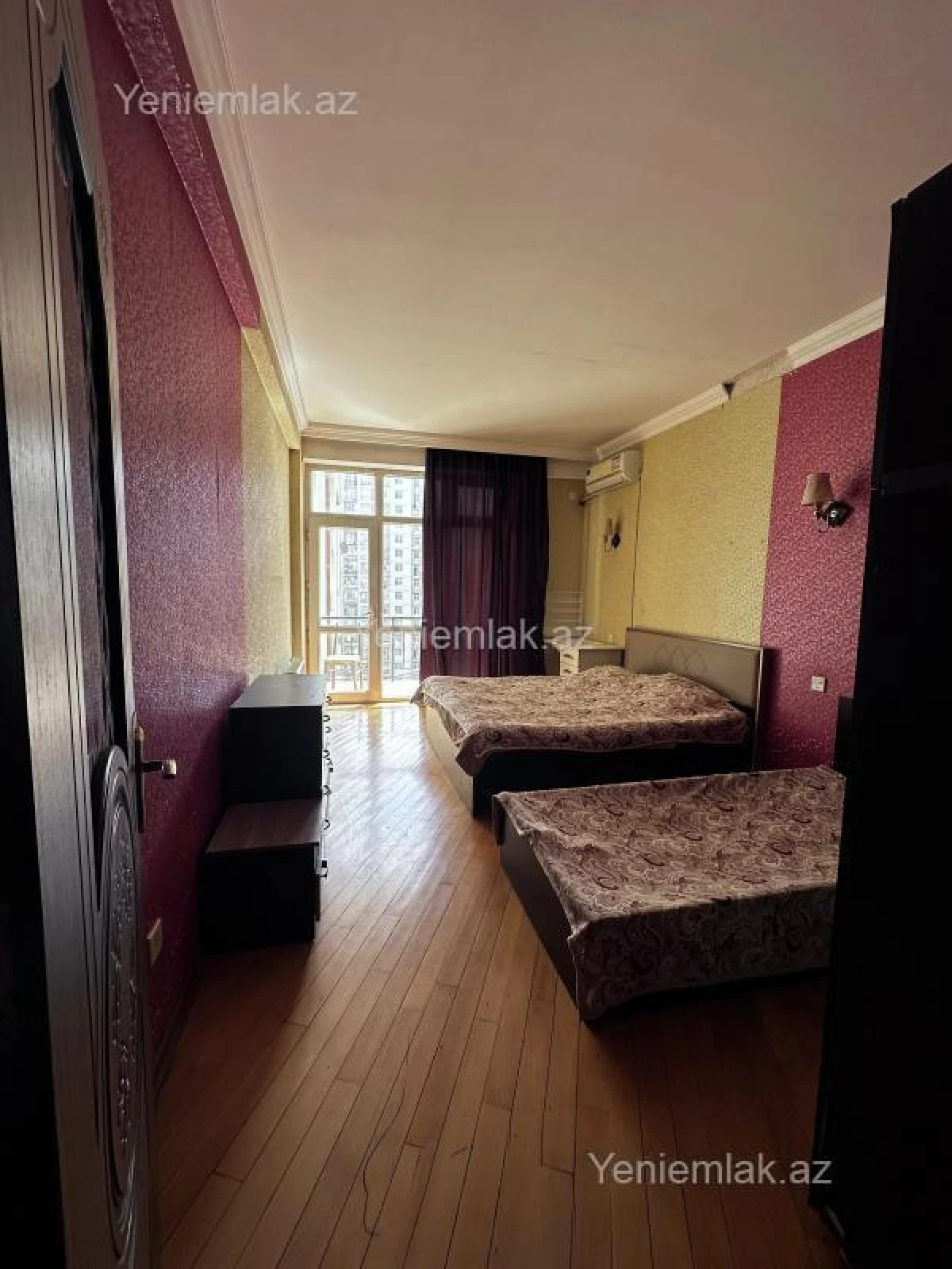 Satılır 2 otaqlı köhnə tikili 60 m²