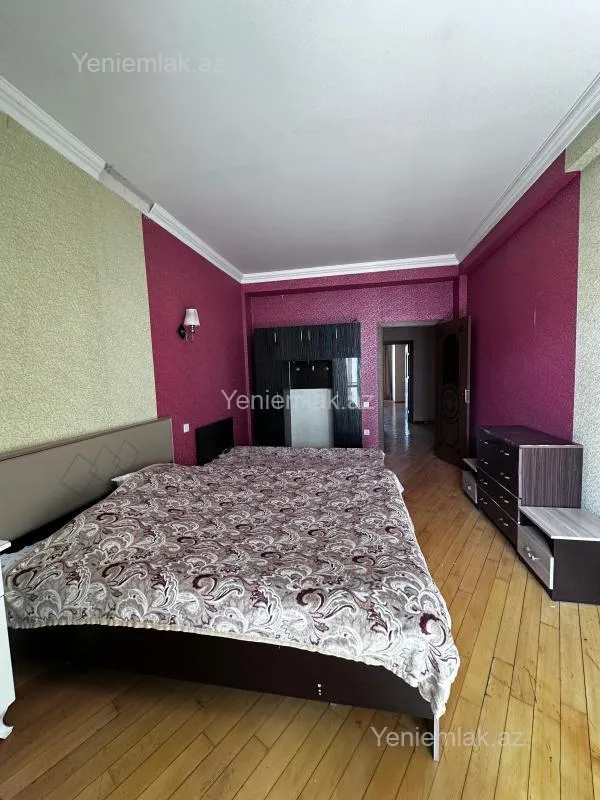 Satılır 2 otaqlı köhnə tikili 60 m²