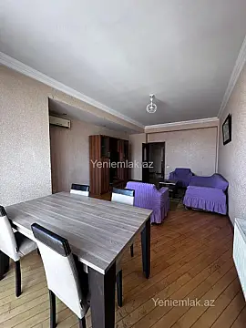 Satılır 2 otaqlı köhnə tikili 60 m²