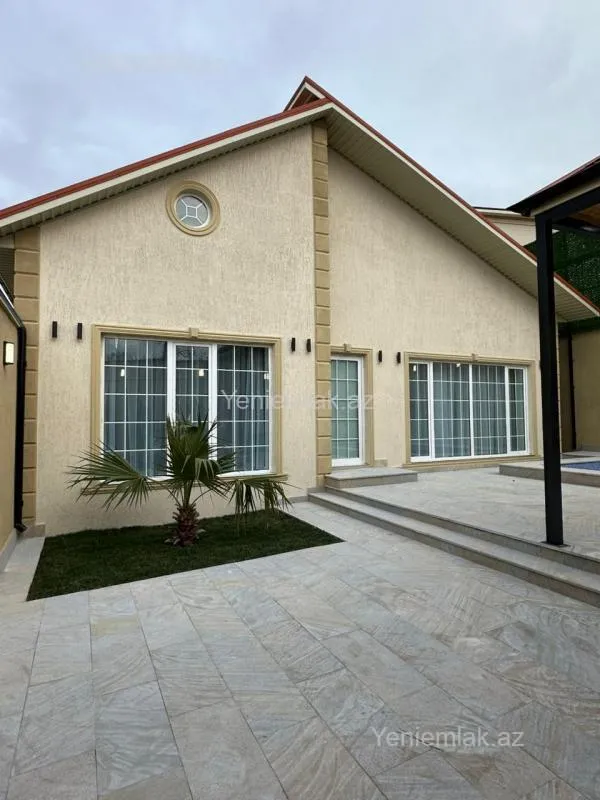Satılır 4 otaqlı həyət evi 140 m²