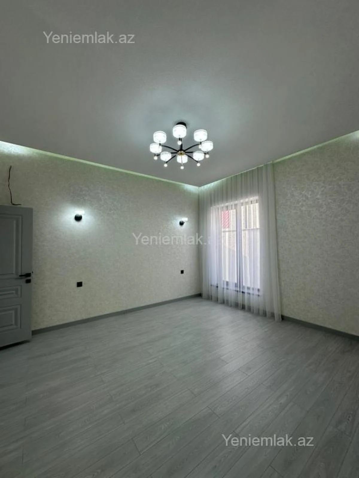 Satılır 4 otaqlı həyət evi 180 m²