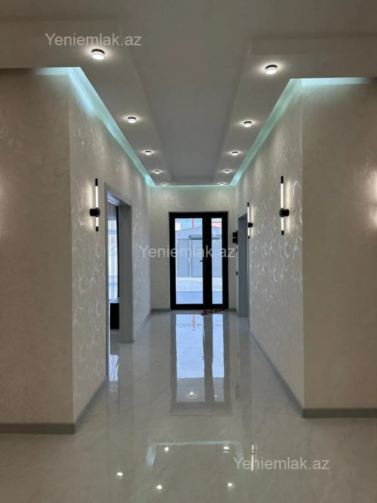 Satılır 4 otaqlı həyət evi 180 m²