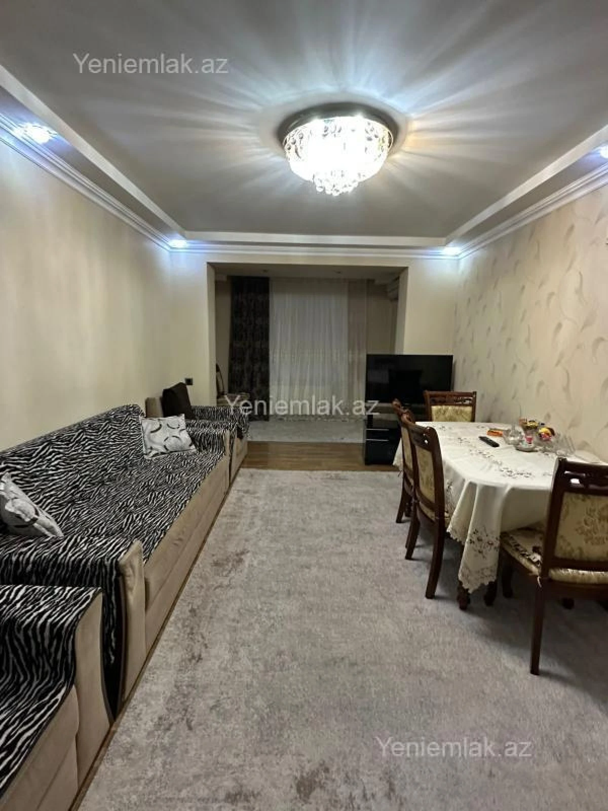 Satılır 3 otaqlı köhnə tikili 70 m²