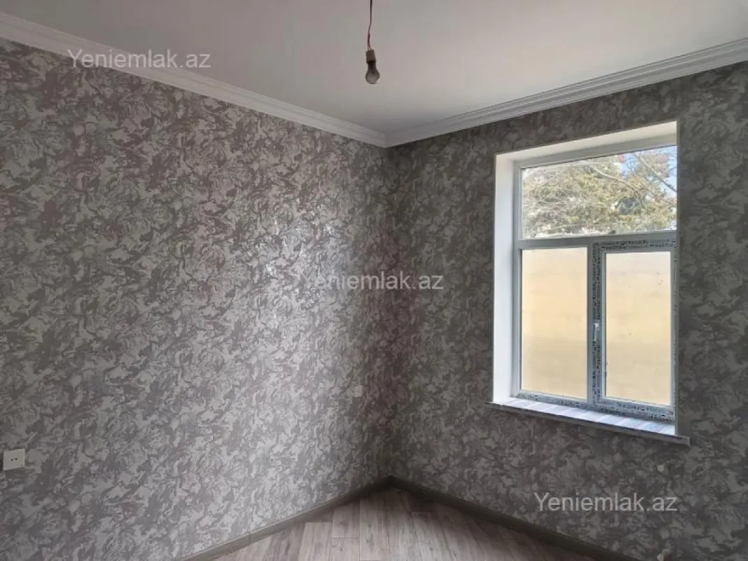 Satılır 4 otaqlı həyət evi 140 m²