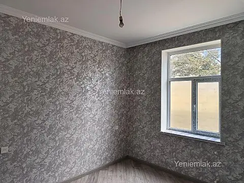 Satılır 4 otaqlı həyət evi 140 m²