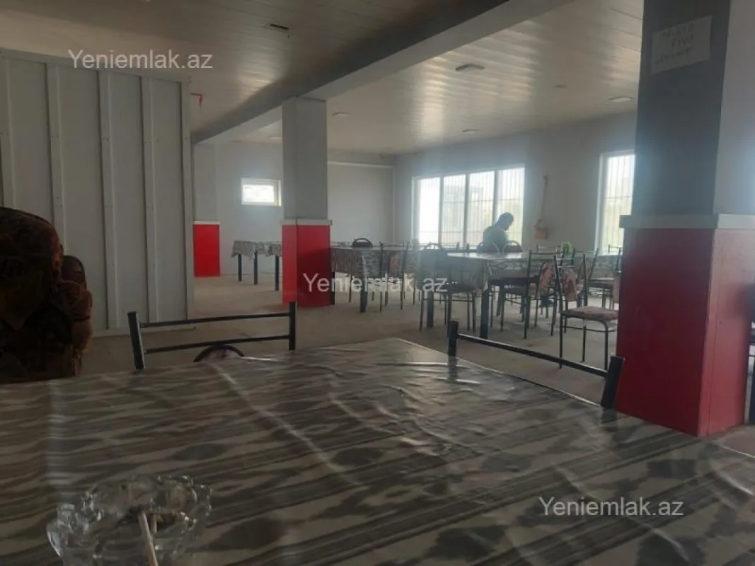 Satılır 7 otaqlı həyət evi 250 m²