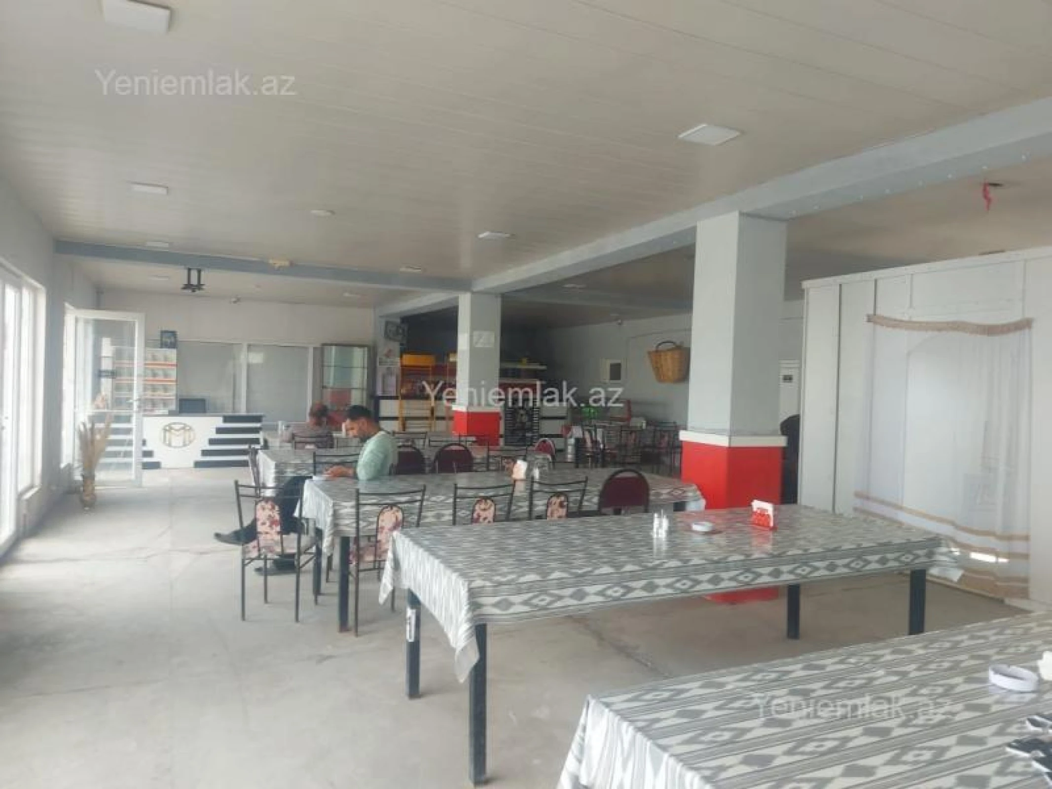 Satılır 7 otaqlı həyət evi 250 m²