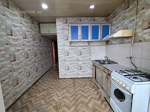 Satılır 2 otaqlı köhnə tikili 60 m²