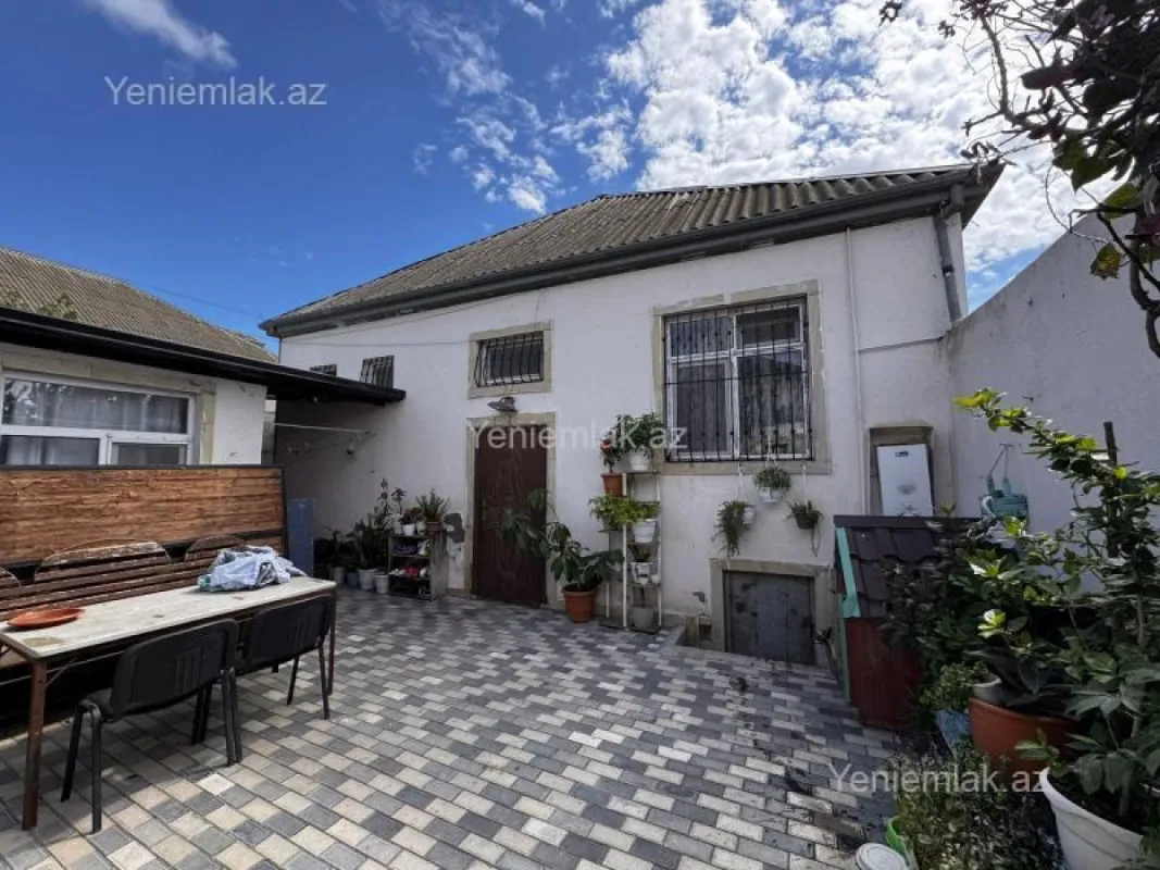 Satılır 3 otaqlı həyət evi 120 m²