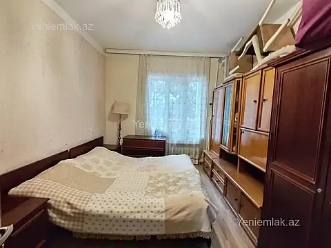 Satılır 3 otaqlı köhnə tikili 80 m²