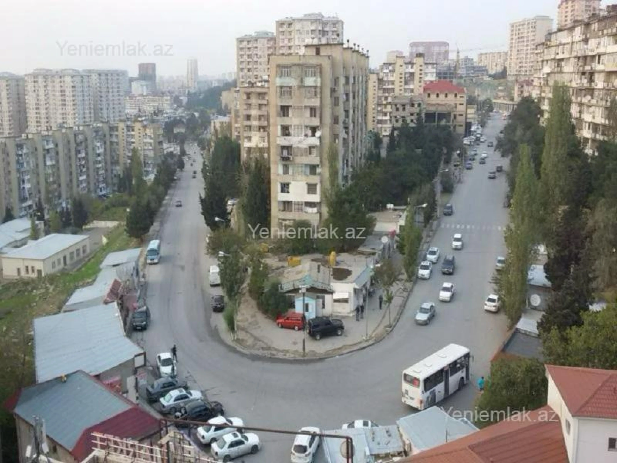 Satılır 3 otaqlı köhnə tikili 80 m²