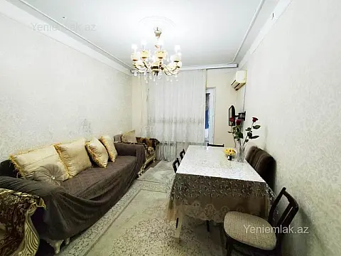 Satılır 3 otaqlı köhnə tikili 80 m²