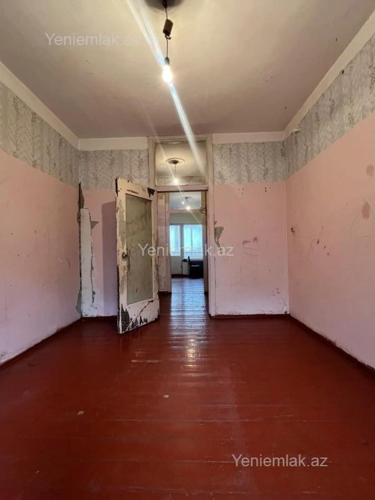 Satılır 4 otaqlı köhnə tikili 87 m²
