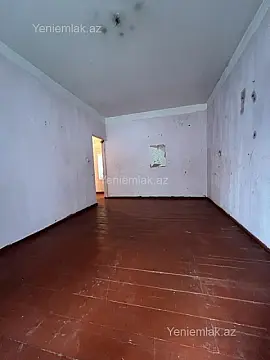 Satılır 4 otaqlı köhnə tikili 87 m²