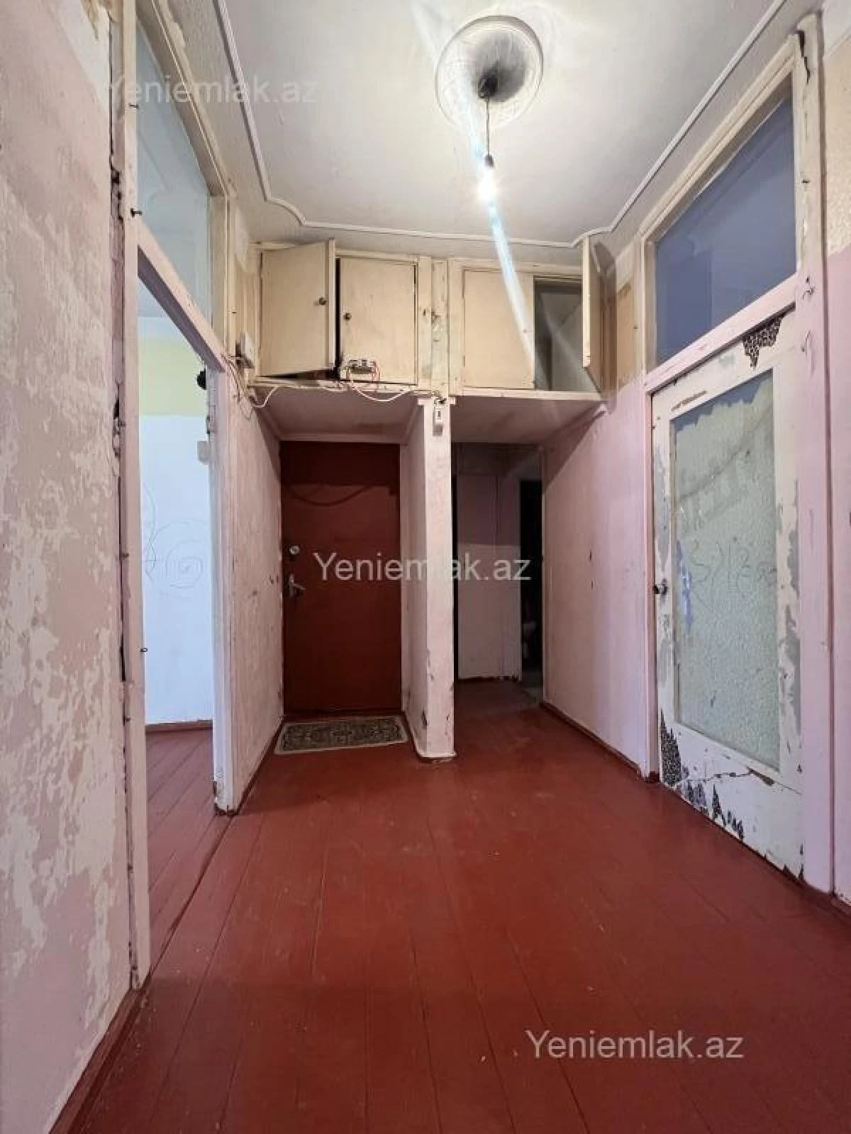 Satılır 4 otaqlı köhnə tikili 87 m²
