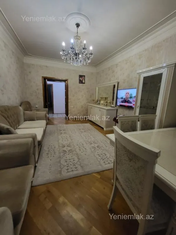 Satılır 3 otaqlı köhnə tikili 73 m²