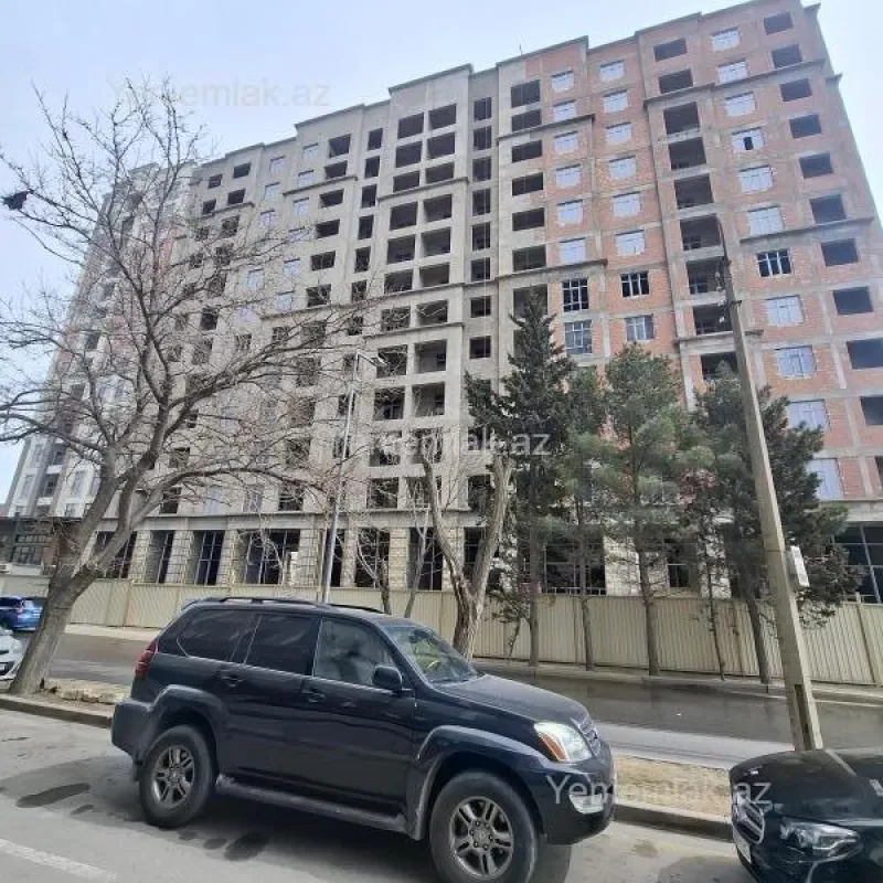 Satılır 3 otaqlı yeni tikili 100 m²