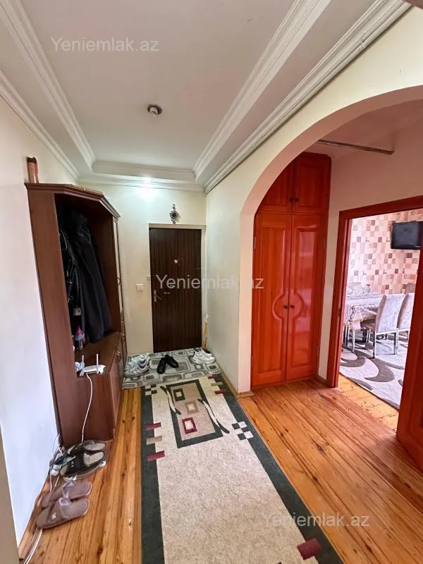 Satılır 3 otaqlı köhnə tikili 78 m²