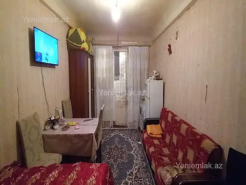 Satılır 1 otaqlı köhnə tikili 19 m²