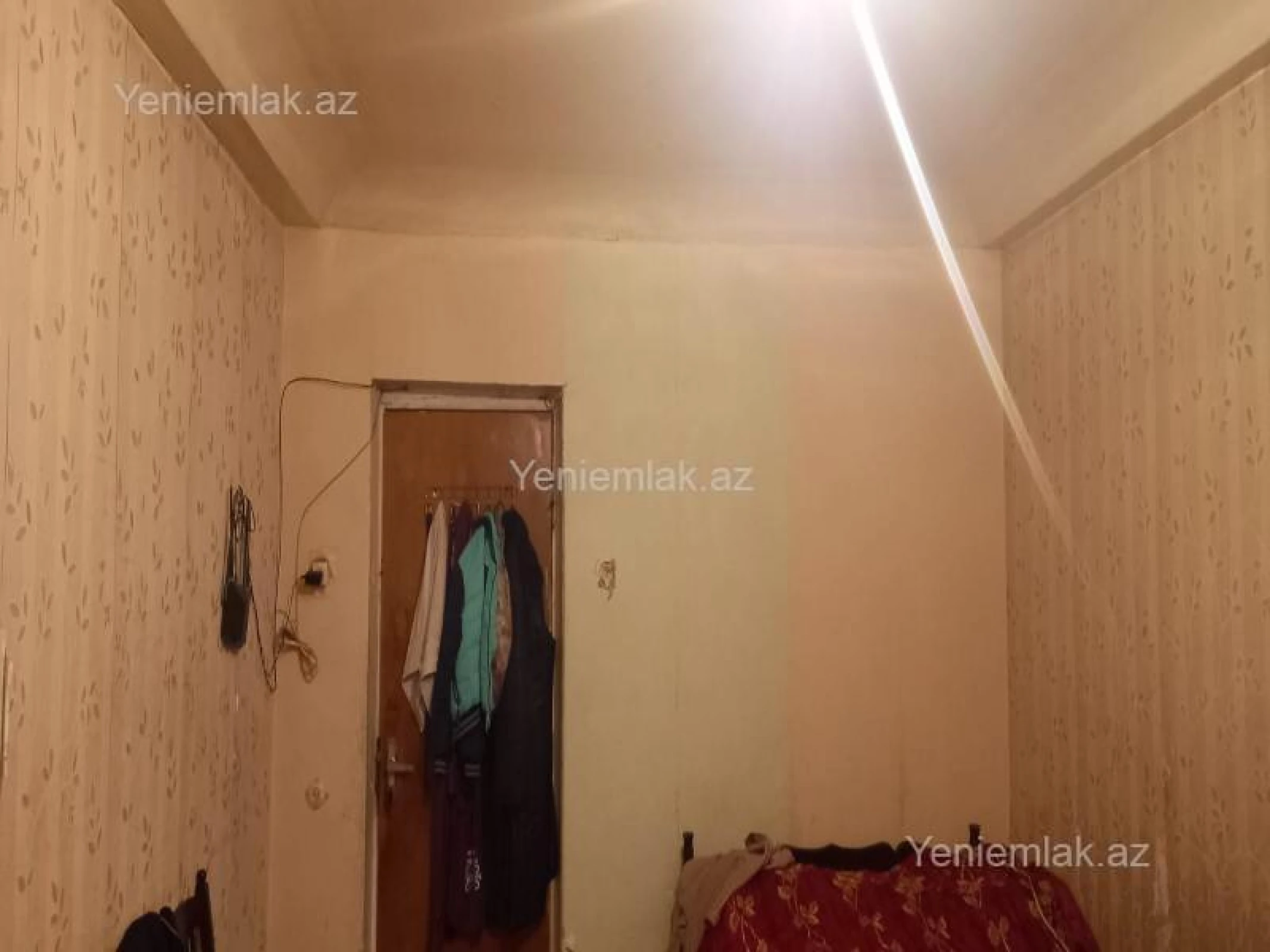 Satılır 1 otaqlı köhnə tikili 19 m²