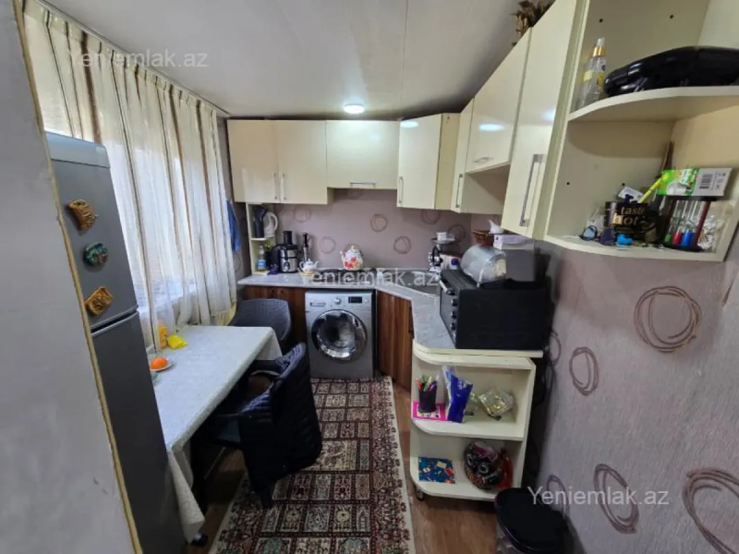 Satılır 4 otaqlı həyət evi 85 m²