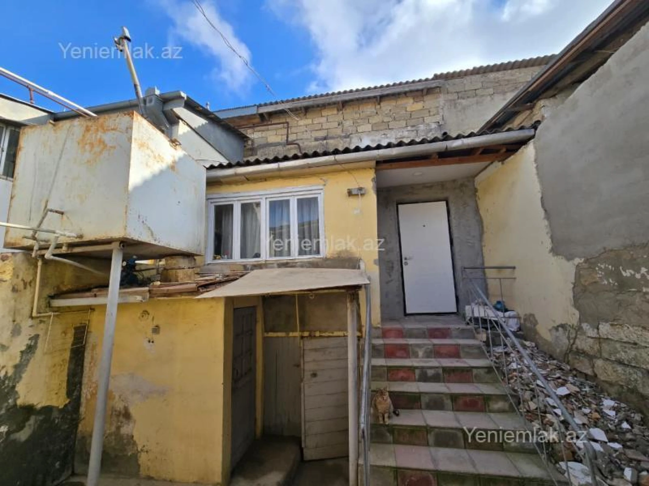 Satılır 4 otaqlı həyət evi 85 m²