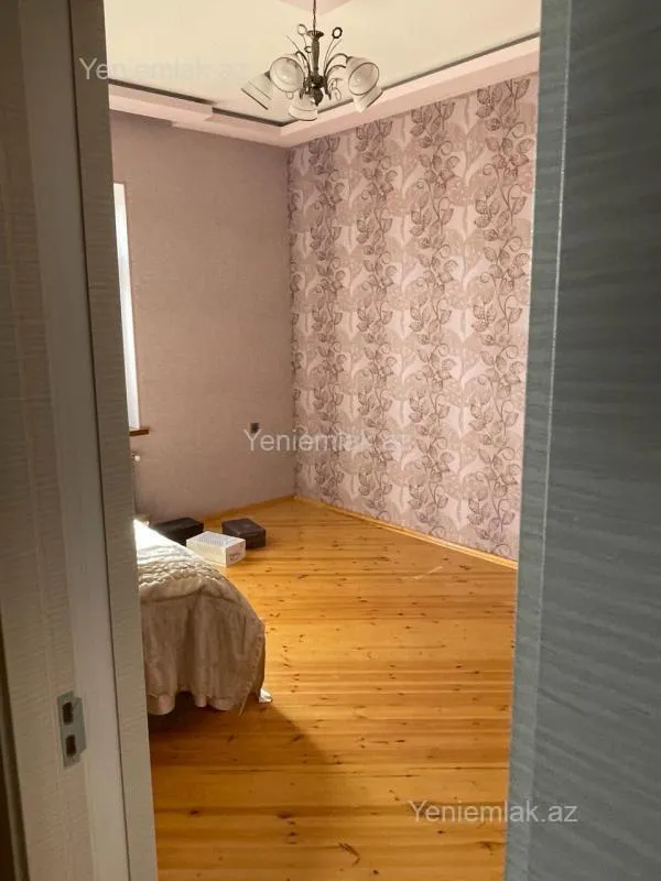 Satılır 6 otaqlı həyət evi 201 m²