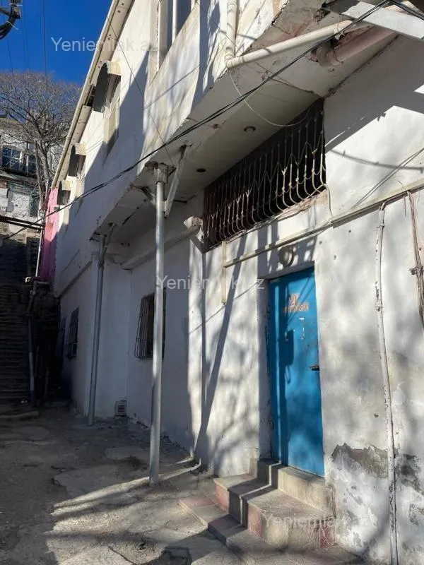 Satılır 6 otaqlı həyət evi 201 m²