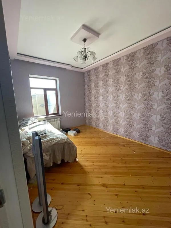 Satılır 6 otaqlı həyət evi 201 m²