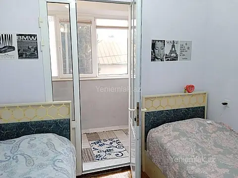 Satılır 3 otaqlı köhnə tikili 65 m² — Bakı, Xəzər 3 otaq 65.00 m²