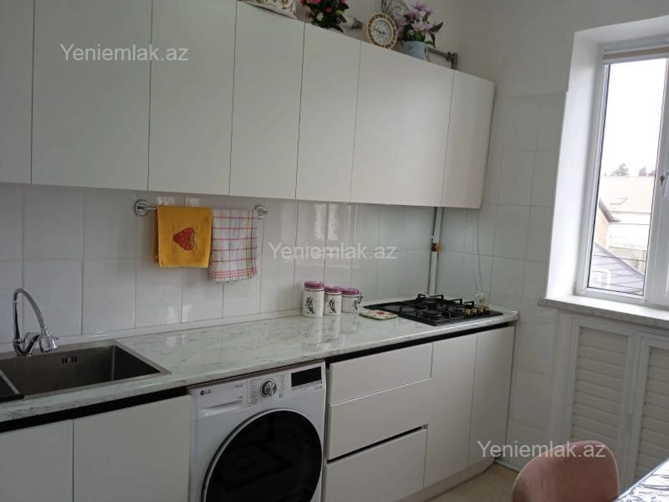 Satılır 3 otaqlı köhnə tikili 65 m²