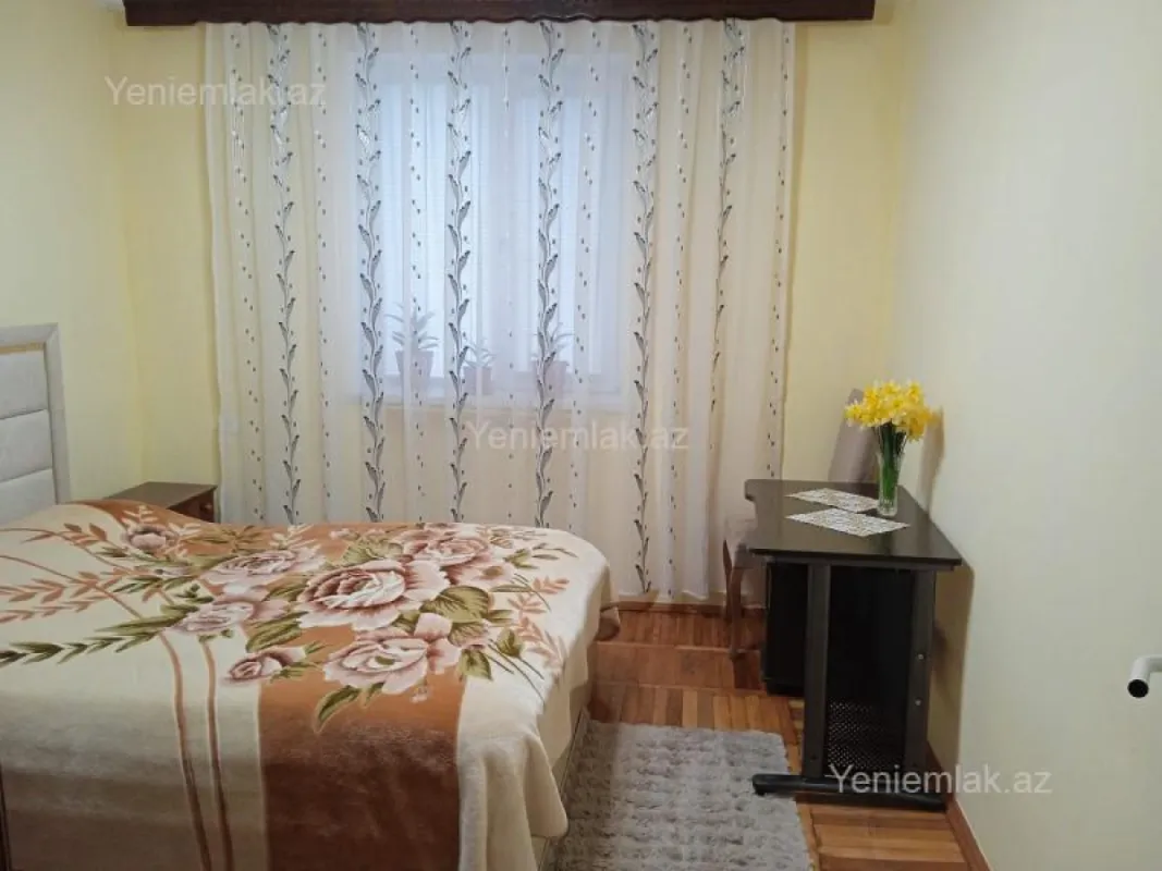 Satılır 3 otaqlı köhnə tikili 65 m²