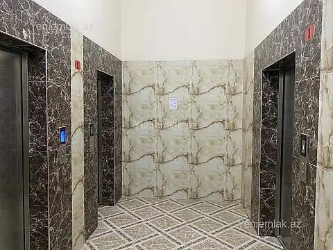 Satılır 3 otaqlı yeni tikili 130.3 m²