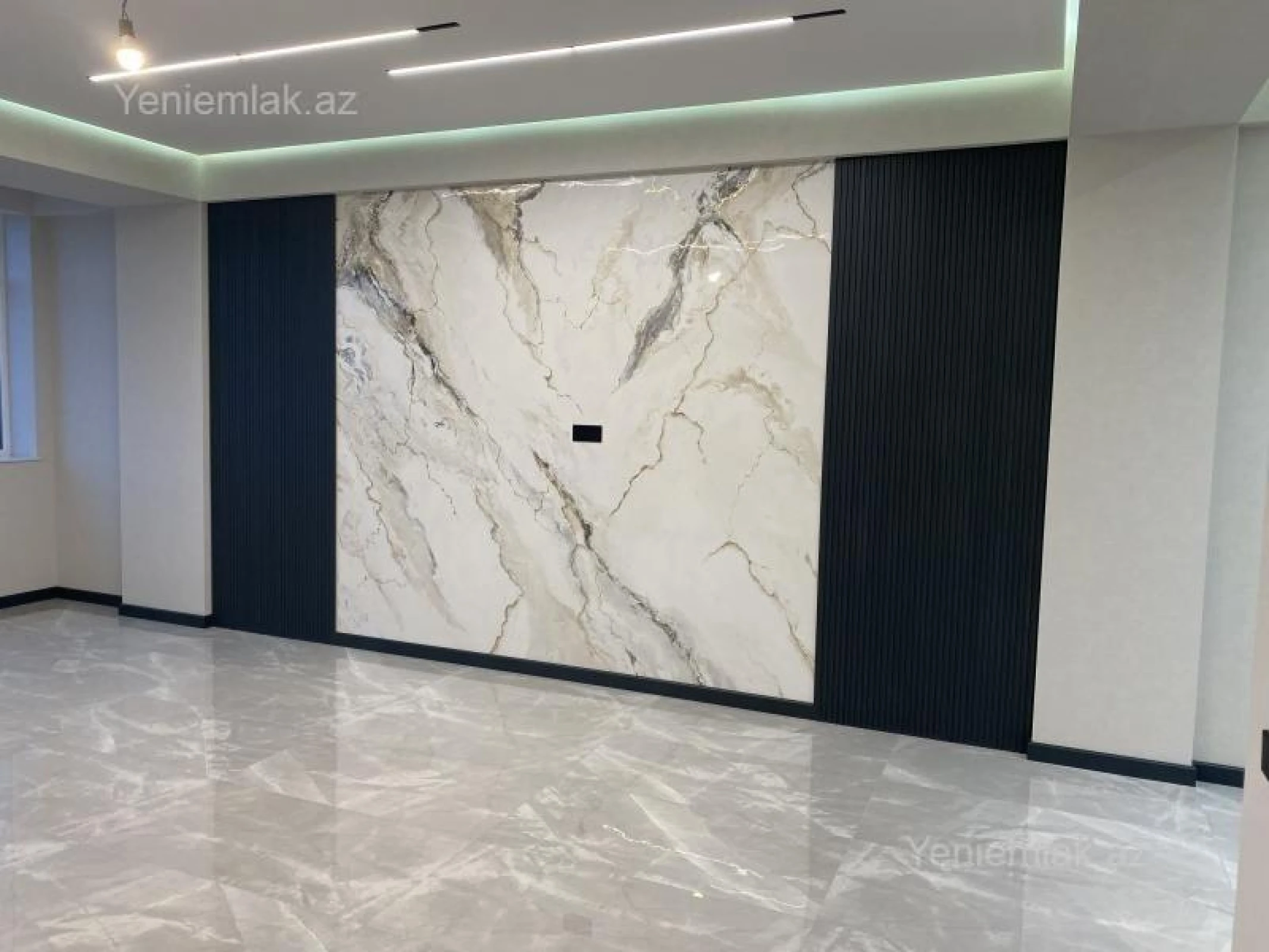 Satılır 3 otaqlı yeni tikili 130.3 m²