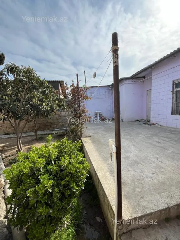 Satılır 4 otaqlı həyət evi 103 m²